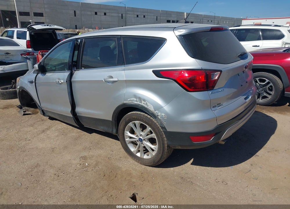 2019 FORD ESCAPE VIN: 1FMCU0GD1KUB11402