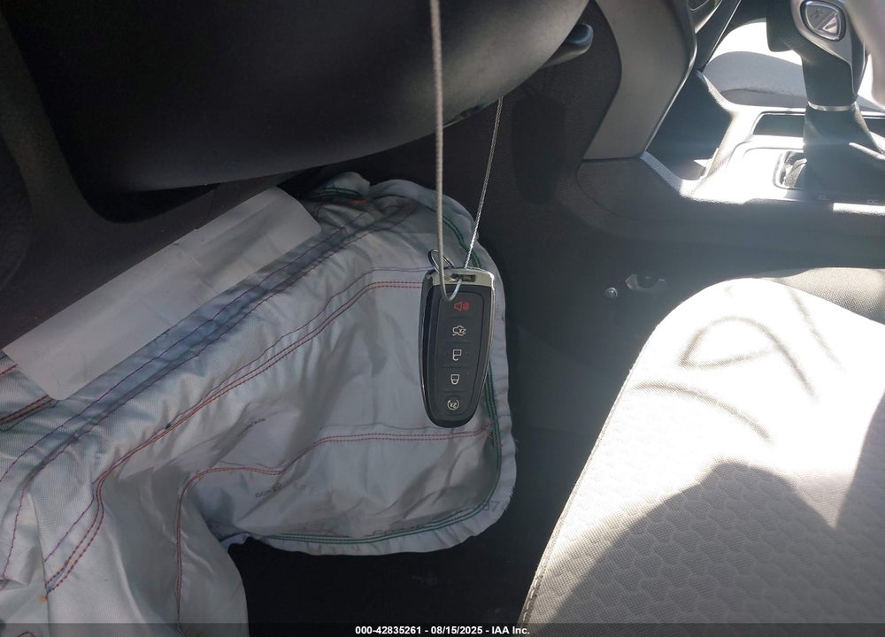 2019 FORD ESCAPE VIN: 1FMCU0GD1KUB11402