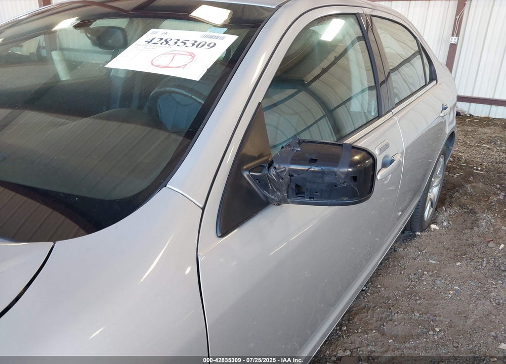2010 MERCURY MILAN VIN: 3MEHM0JG7AR661026