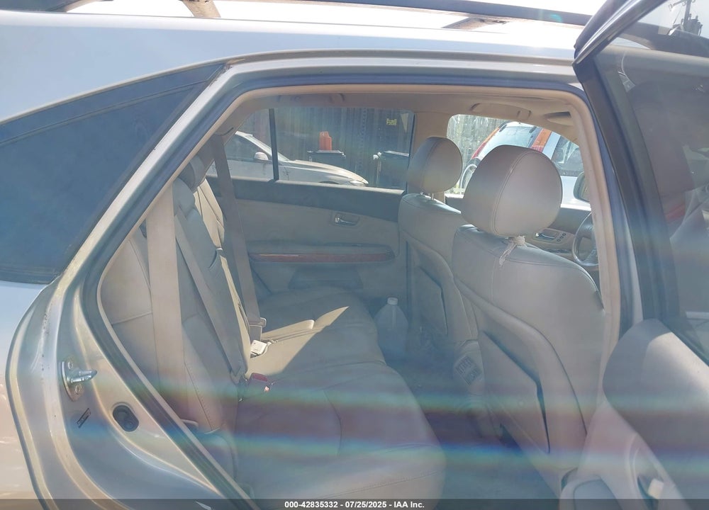 2007 LEXUS RX350 VIN: 2T2HK31U97C037088