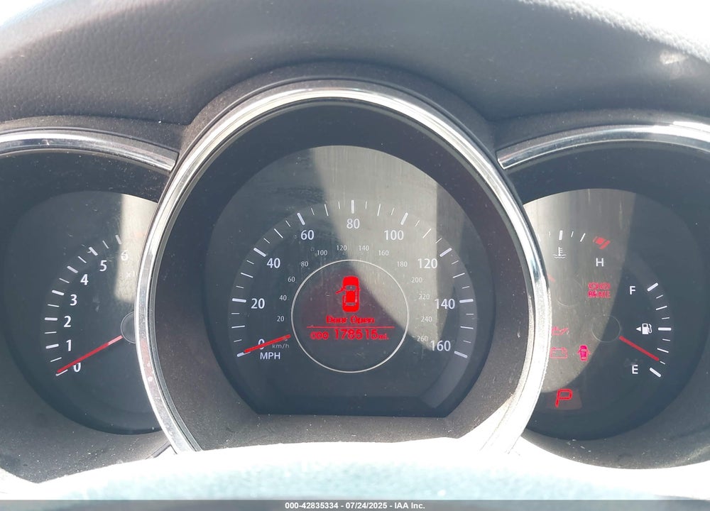 2011 KIA OPTIMA VIN: KNAGM4A79B5164632