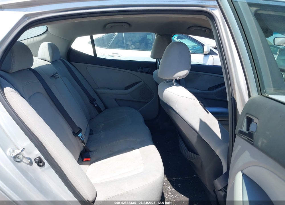 2011 KIA OPTIMA VIN: KNAGM4A79B5164632