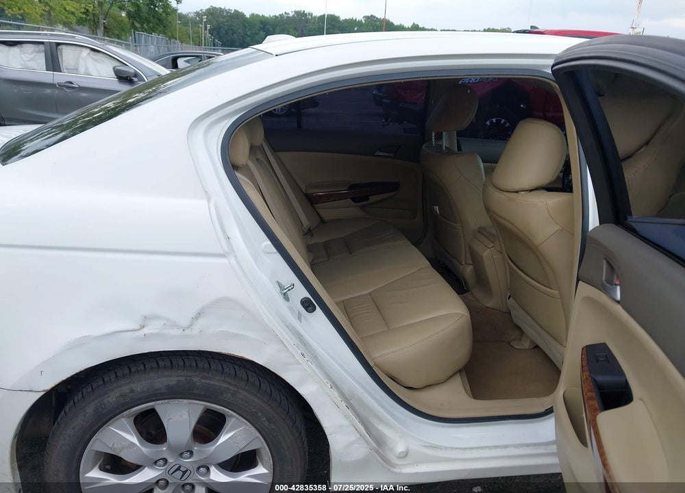 2009 HONDA ACCORD VIN: 1HGCP26859A162071