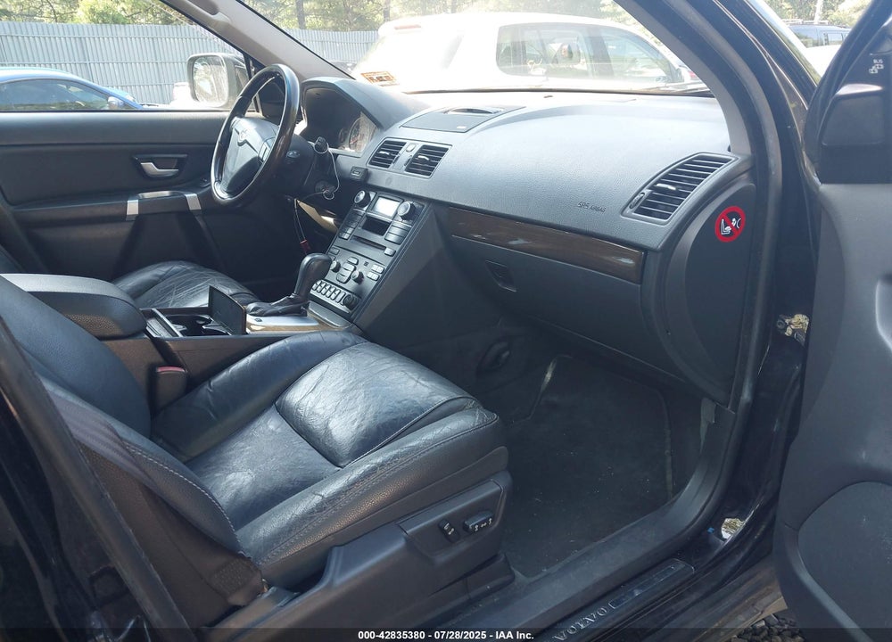 2010 VOLVO XC90 VIN: YV4982CZ9A1550618