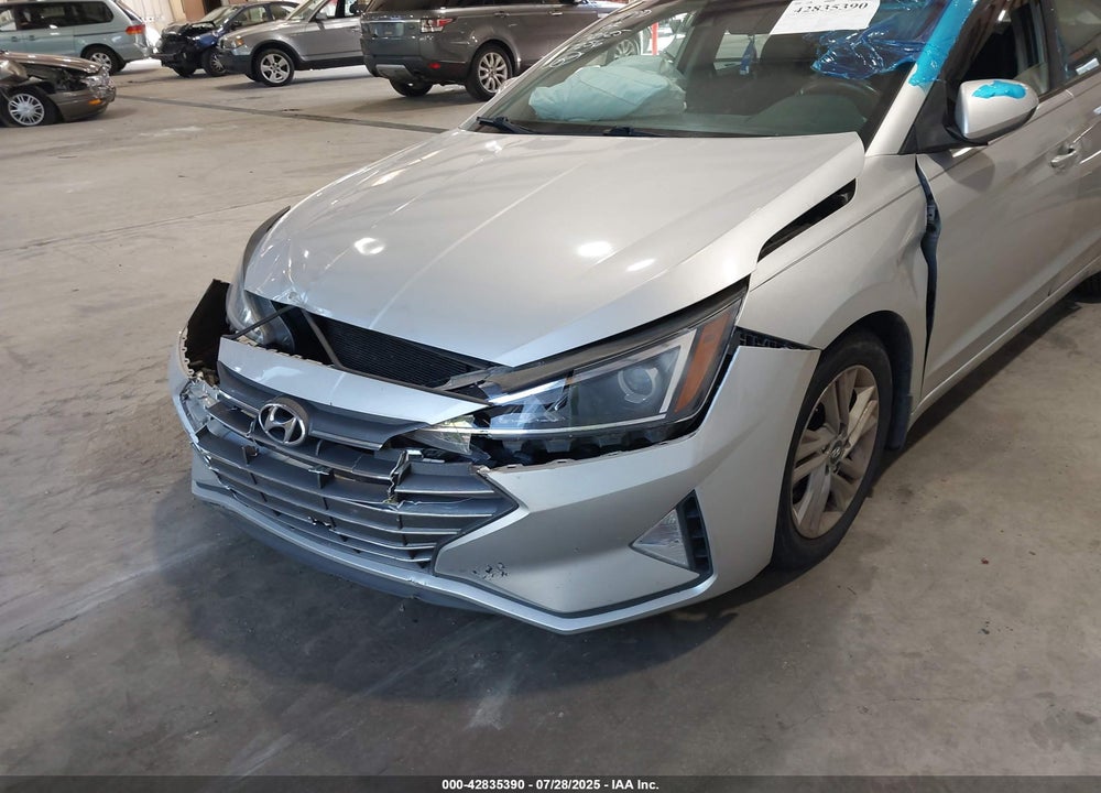 2020 HYUNDAI ELANTRA VIN: 5NPD84LF4LH527256