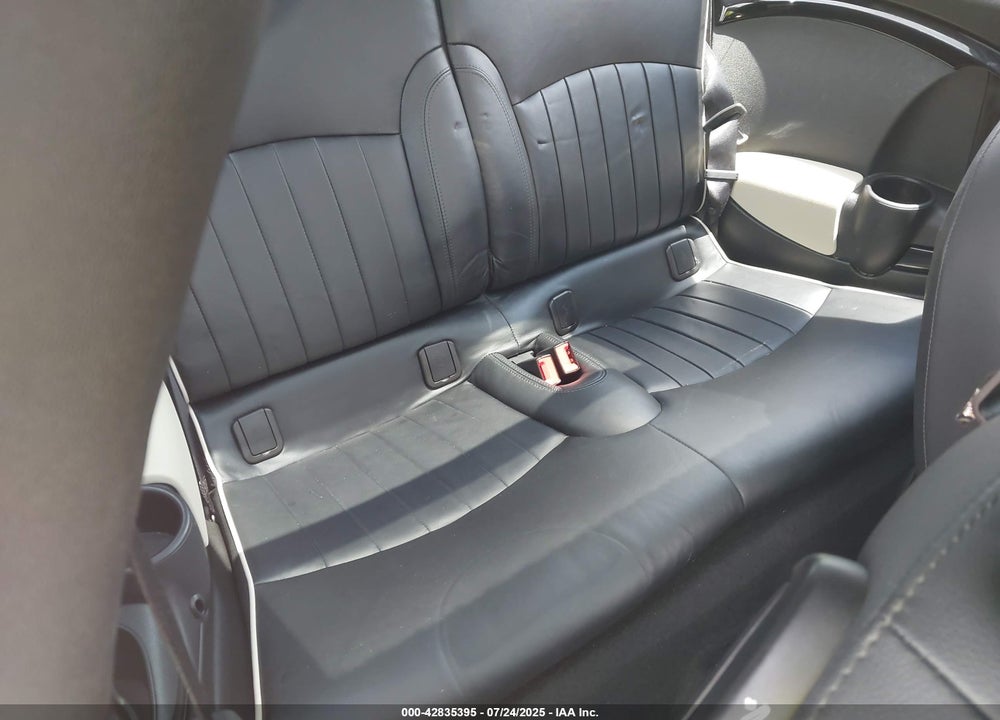 2011 MINI COOPER CLUBMAN VIN: WMWZF3C52BT188677