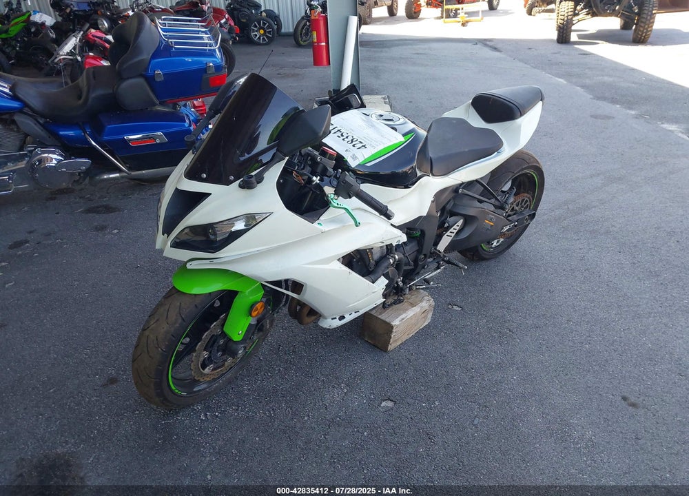 2017 KAWASAKI ZX636 F VIN: JKBZXJF16HA012190