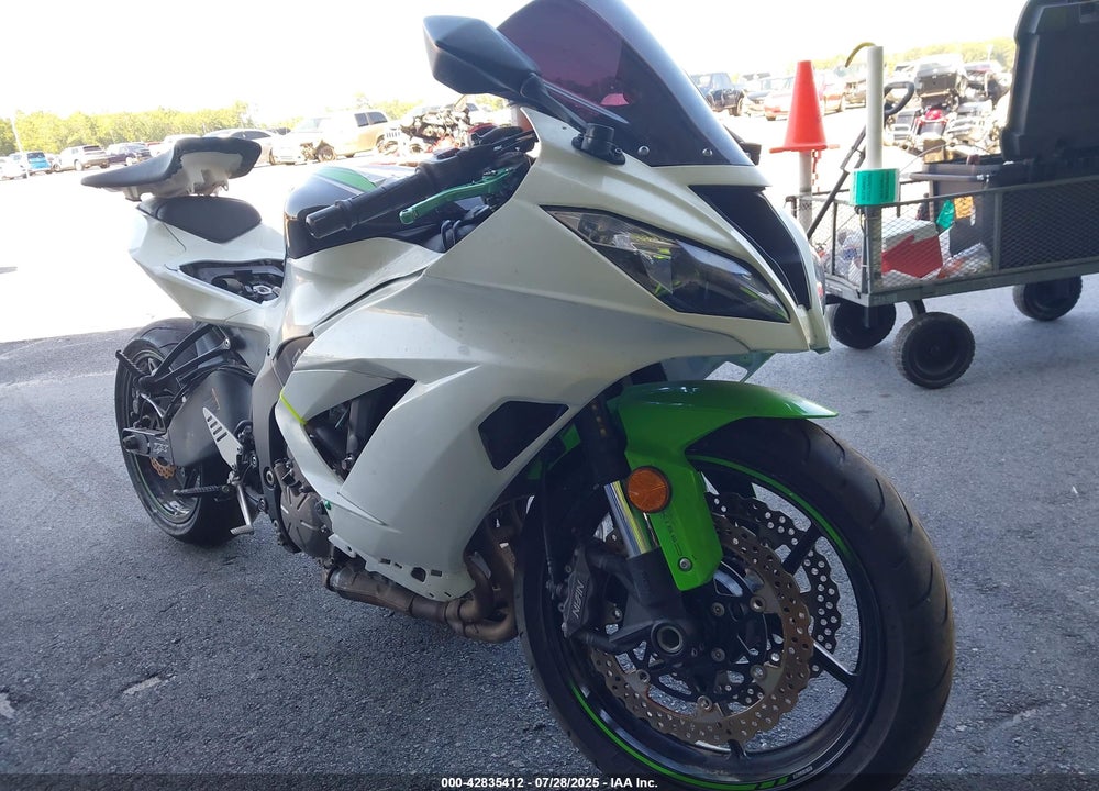 2017 KAWASAKI ZX636 F VIN: JKBZXJF16HA012190
