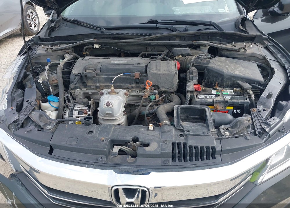2016 HONDA ACCORD VIN: 1HGCR2F82GA046558