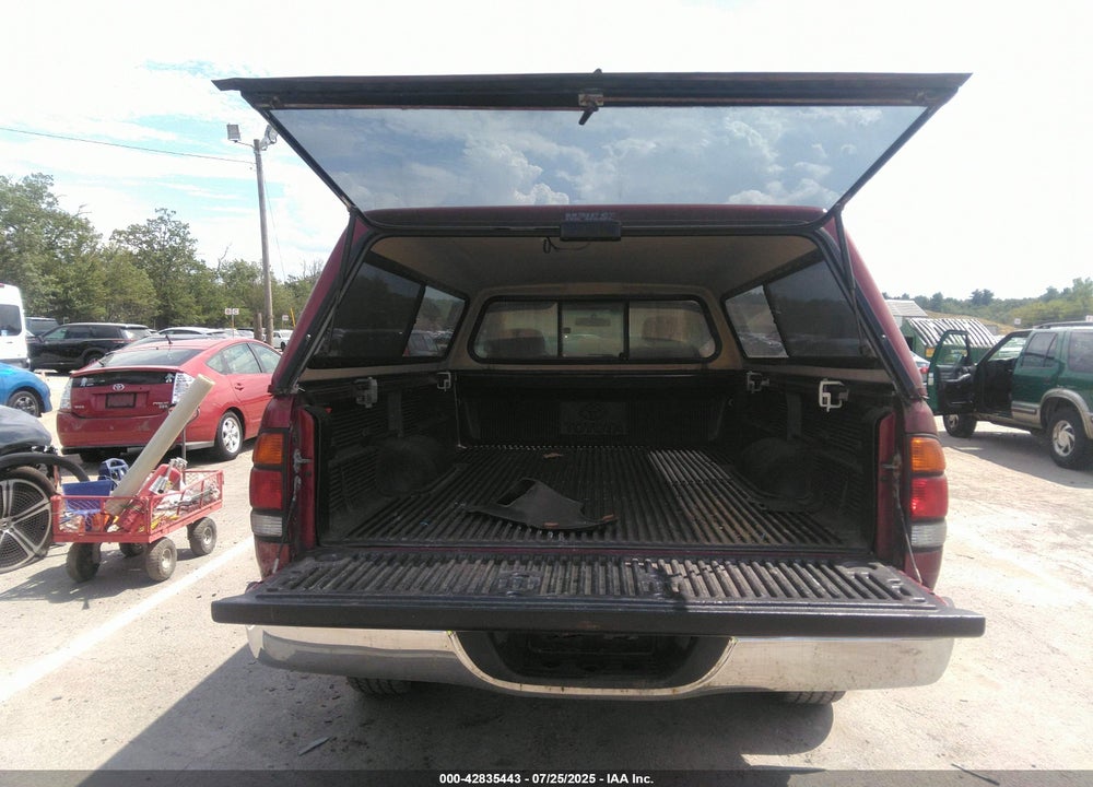 2000 TOYOTA TUNDRA SR5 V8 VIN: 5TBKT4417YS010505