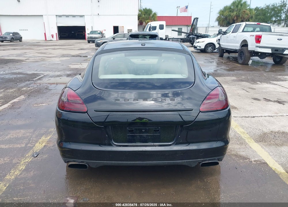 2011 PORSCHE PANAMERA 4 VIN: WP0AA2A70BL010697