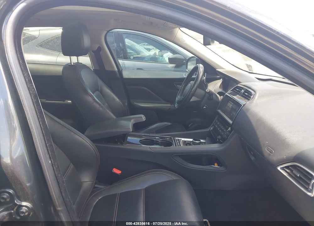 2017 JAGUAR F-PACE VIN: SADCK2BV3HA061025