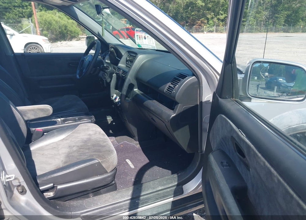 2002 HONDA CR-V EX VIN: JHLRD78852C049939