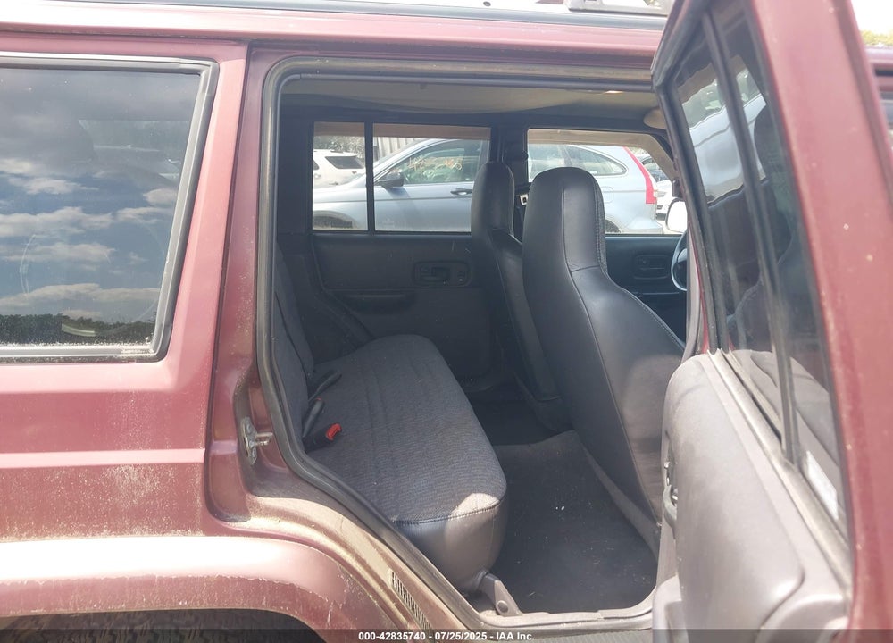 2000 JEEP CHEROKEE VIN: 1J4FF48S1YL256206