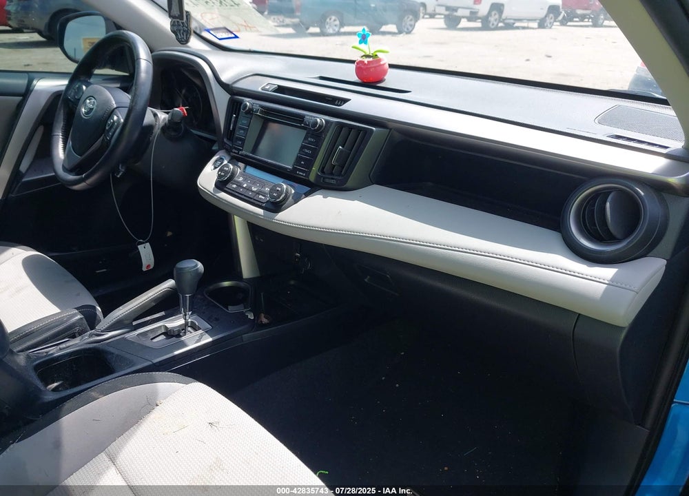 2018 TOYOTA RAV4 VIN: JTMWFREV5JJ199415