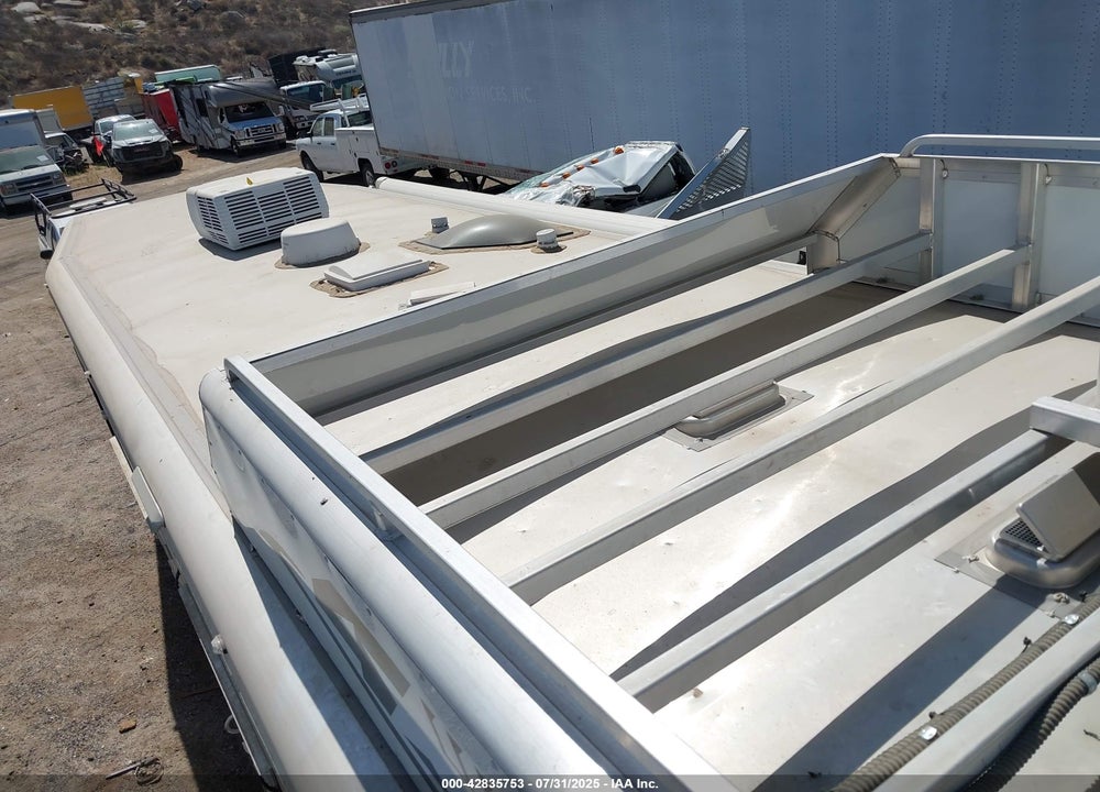 2024 GOOSE NECK HORSE TRAILER VIN: 4FKHG2525R0041421