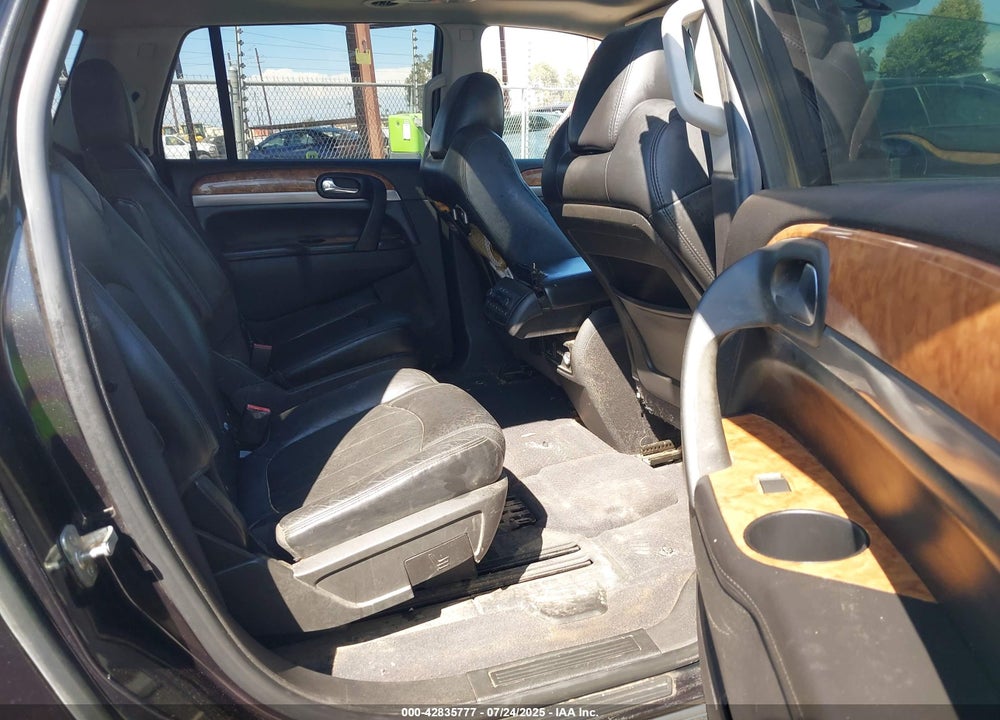 2011 BUICK ENCLAVE VIN: 5GAKRCED7BJ346413