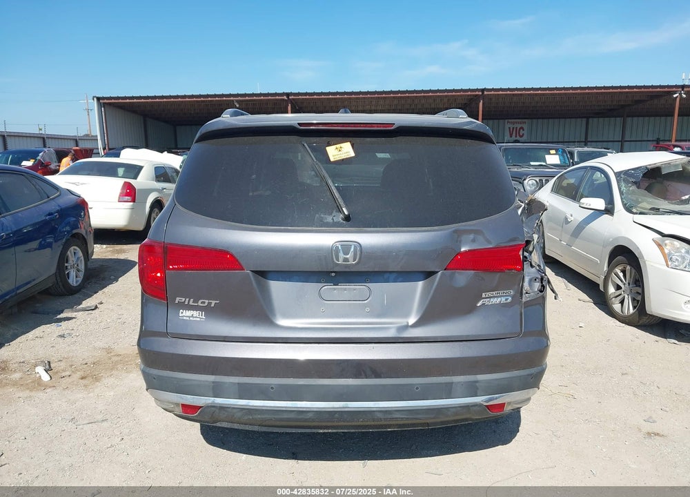 2018 HONDA PILOT VIN: 5FNYF6H93JB000052