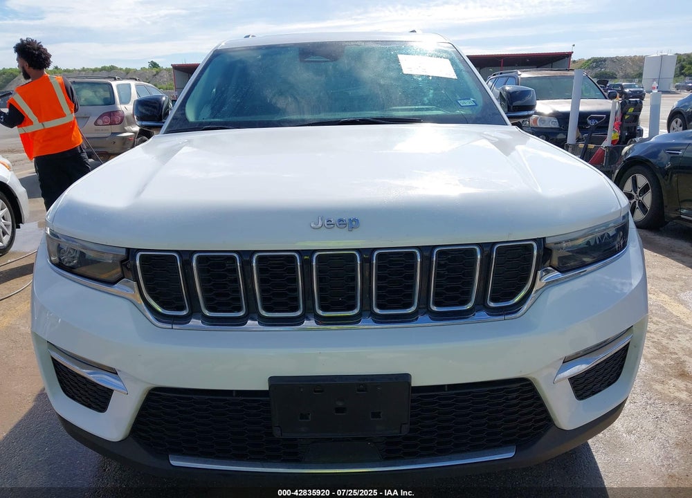 2023 JEEP GRAND CHEROKEE VIN: 1C4RJGBG7PC575664