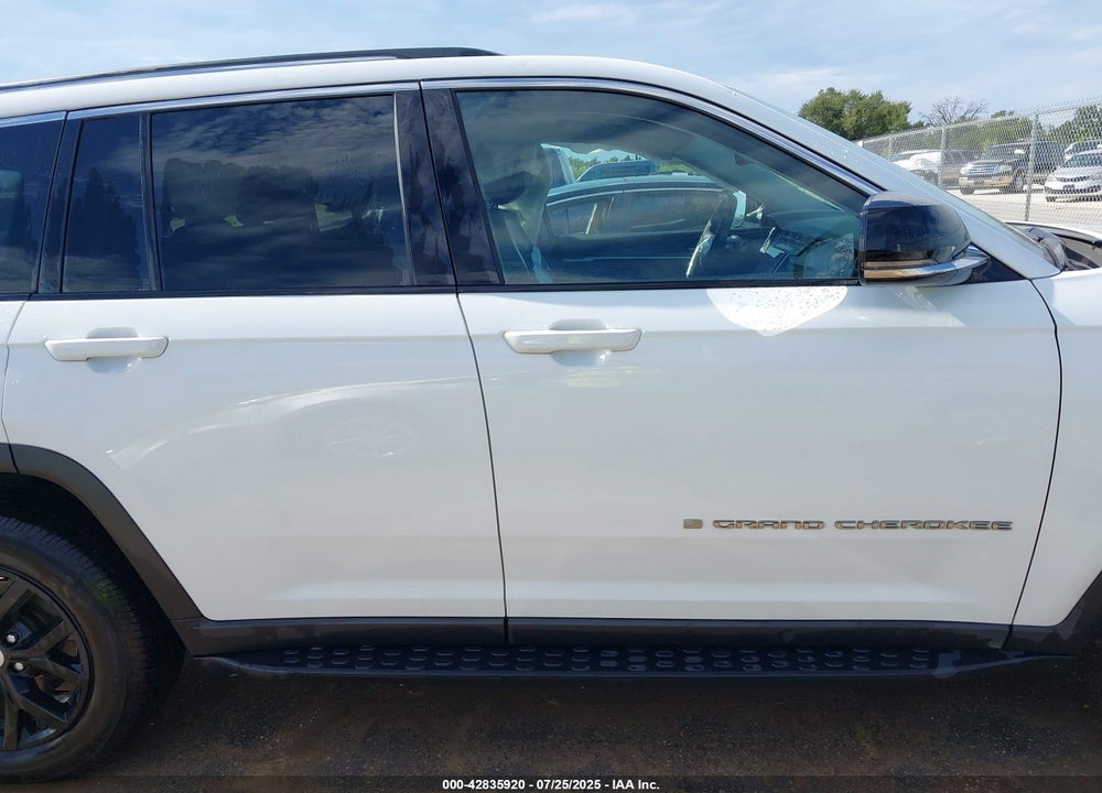 2023 JEEP GRAND CHEROKEE VIN: 1C4RJGBG7PC575664