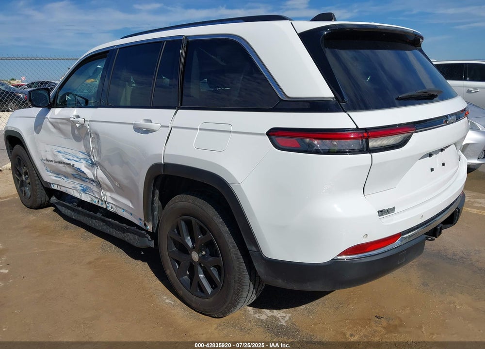 2023 JEEP GRAND CHEROKEE VIN: 1C4RJGBG7PC575664