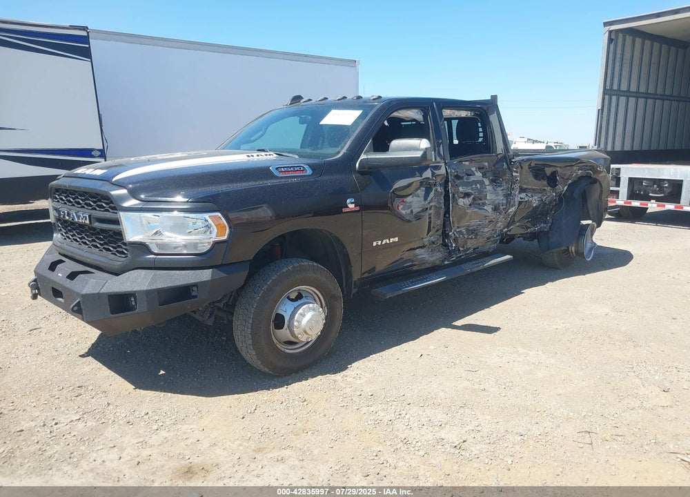 2021 RAM 3500 TRADESMAN  4X4 8' BOX VIN: 3C63RRGL4MG617790