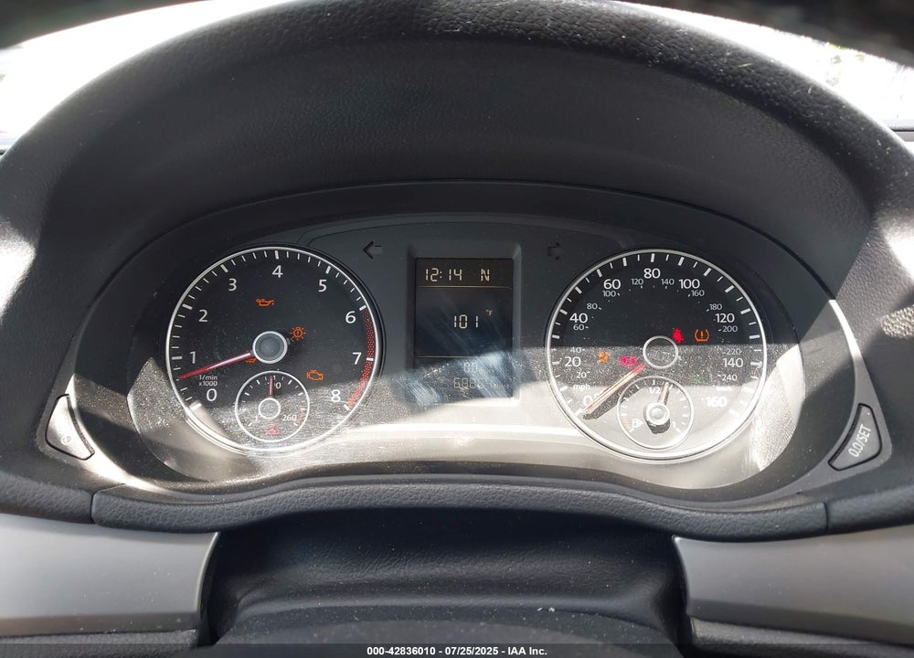 2015 VOLKSWAGEN PASSAT VIN: 1VWAS7A30FC108638