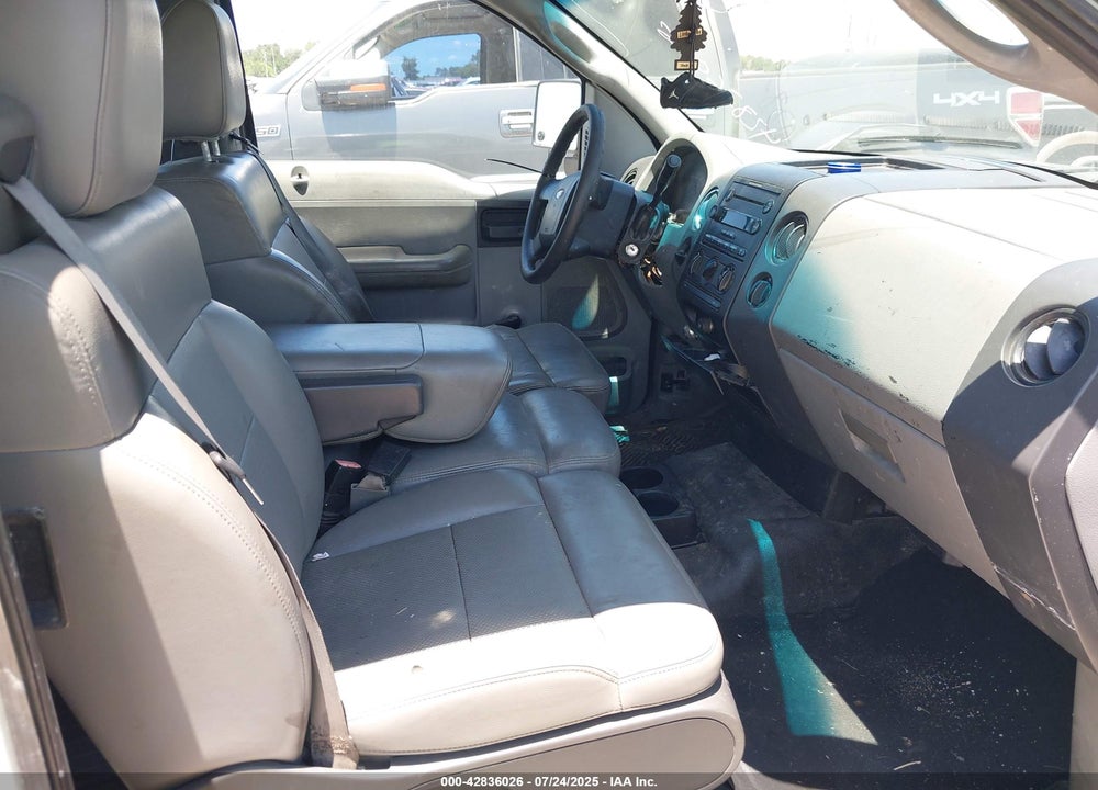 2005 FORD F-150 STX/XL/XLT VIN: 1FTRX12W05NB33202