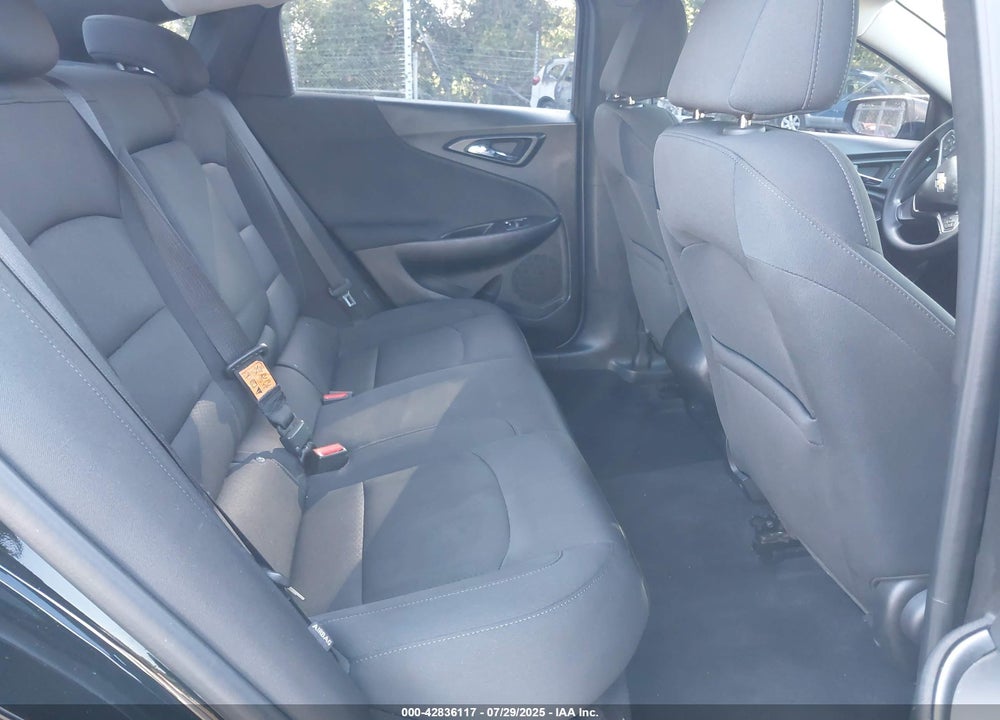 2018 CHEVROLET MALIBU VIN: 1G1ZB5STXJF214782