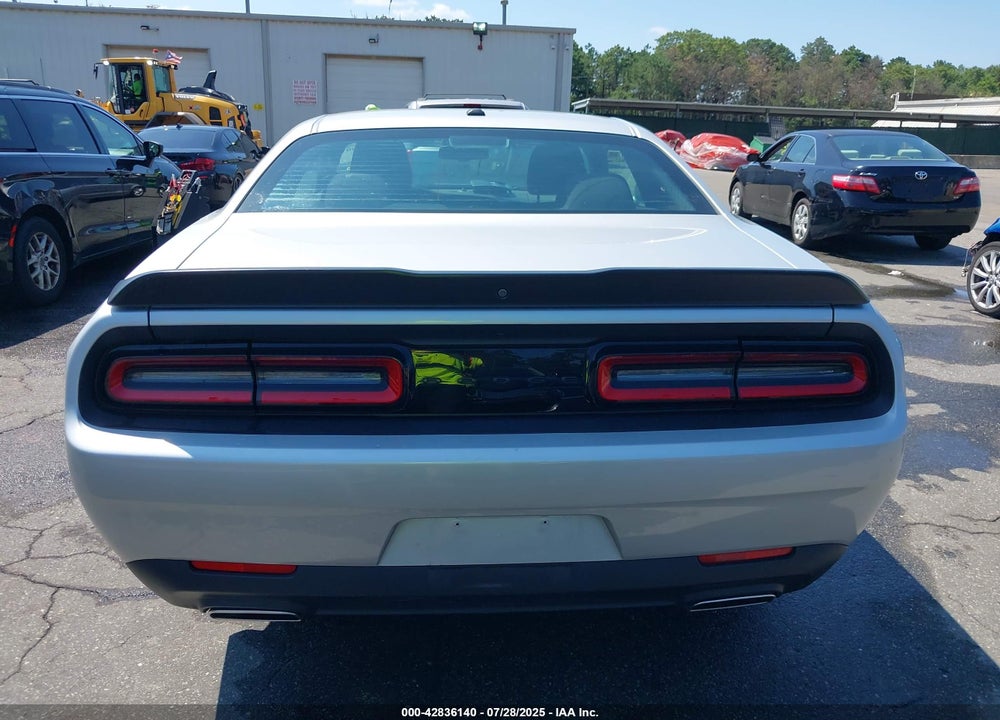 2020 DODGE CHALLENGER SXT VIN: 2C3CDZAG4LH185224