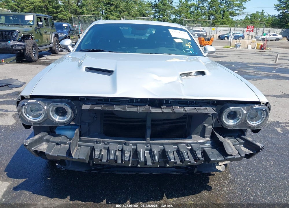 2020 DODGE CHALLENGER SXT VIN: 2C3CDZAG4LH185224