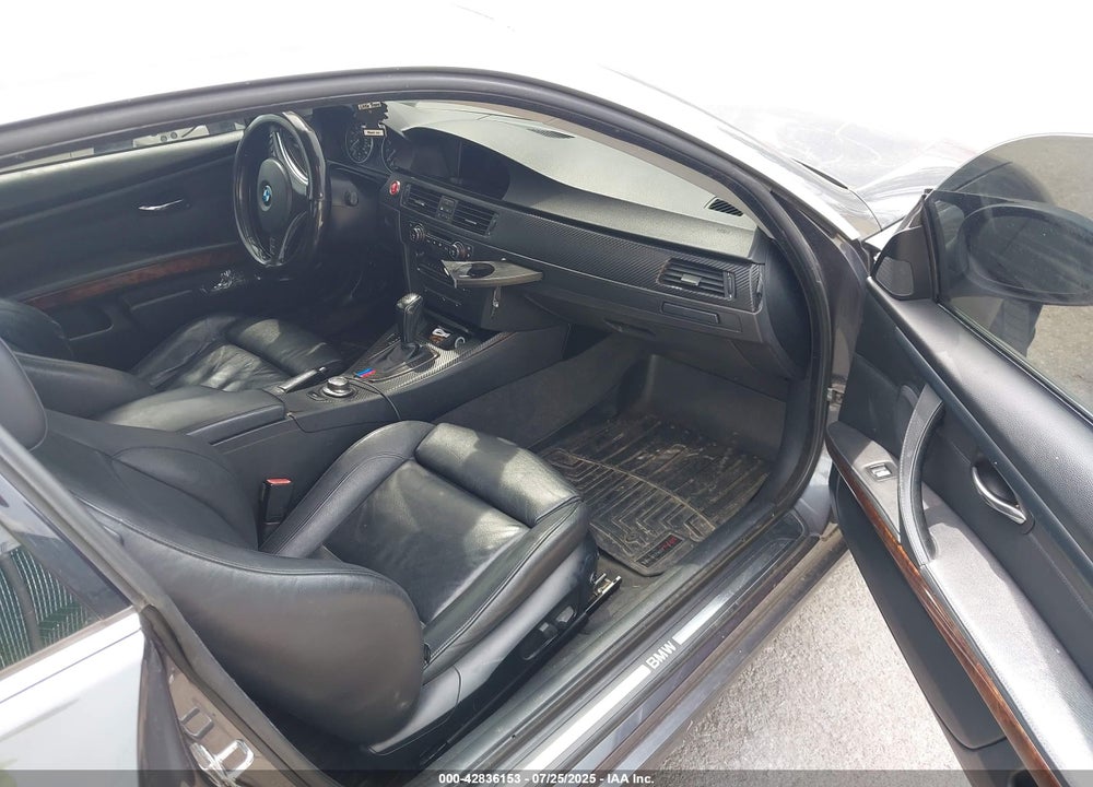 2007 BMW 3 SERIES VIN: WBAWV53517P077300