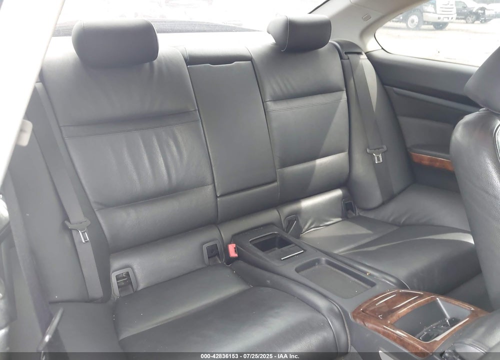2007 BMW 3 SERIES VIN: WBAWV53517P077300