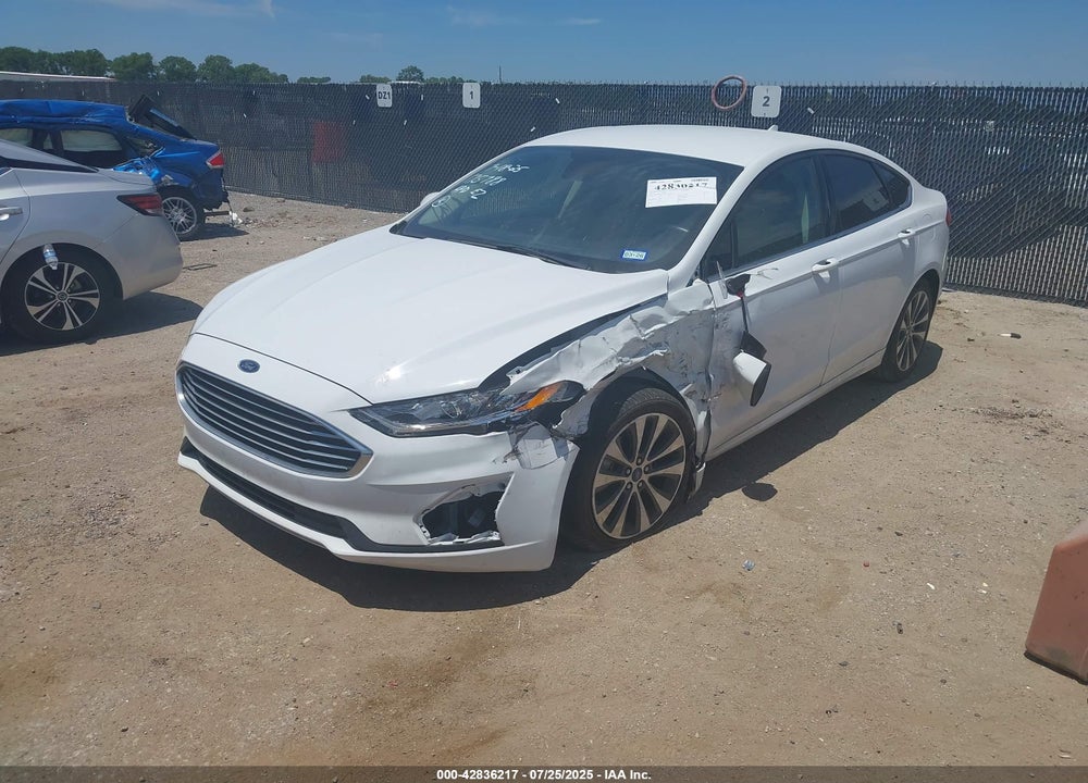 2020 FORD FUSION VIN: 3FA6P0T90LR251112
