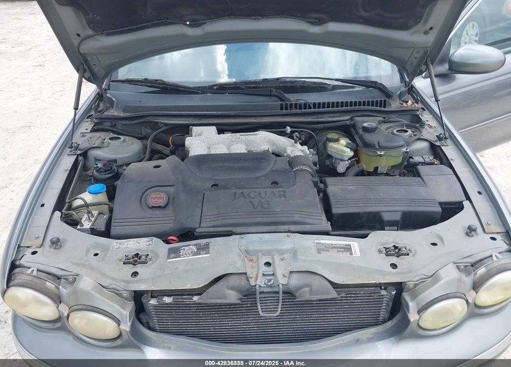 2003 JAGUAR X-TYPE 2.5 VIN: SAJEA51D03XD15379
