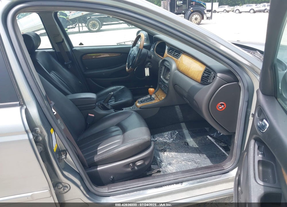 2003 JAGUAR X-TYPE 2.5 VIN: SAJEA51D03XD15379