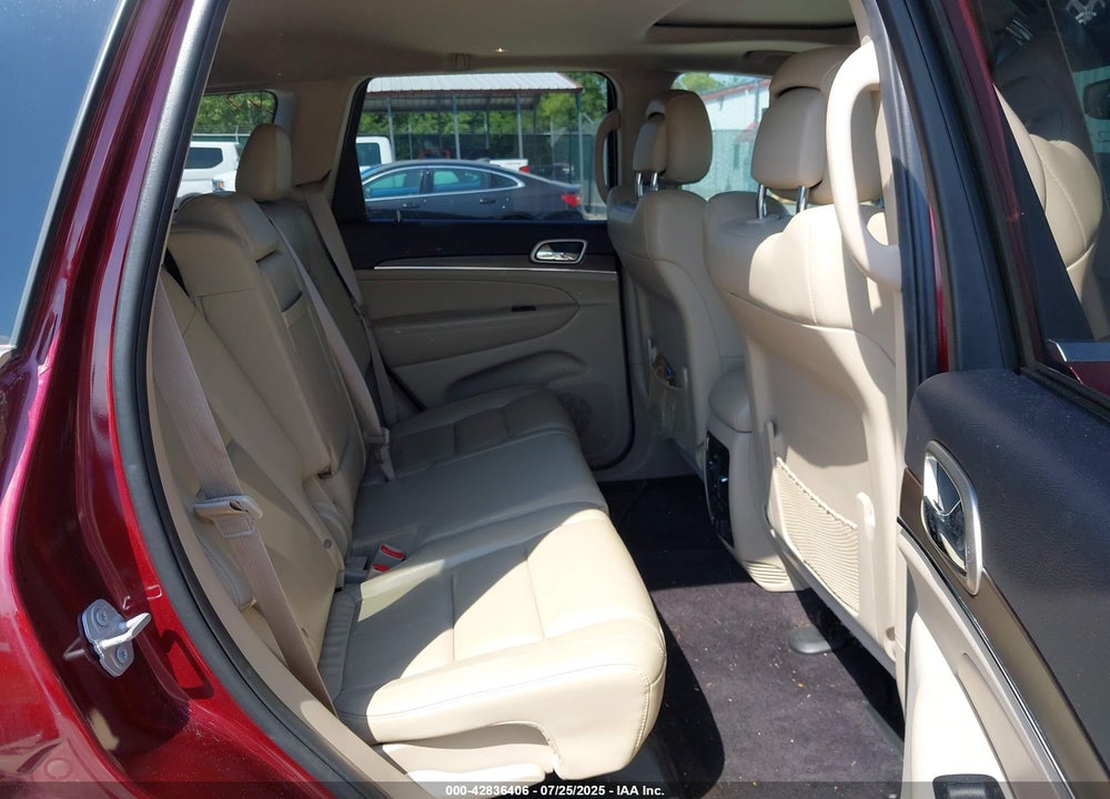 2017 JEEP GRAND CHEROKEE VIN: 1C4RJEBGXHC813092