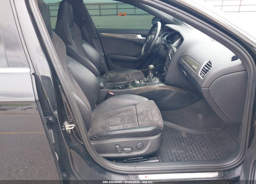2010 AUDI S4 VIN: WAUMGAFL1AA065842