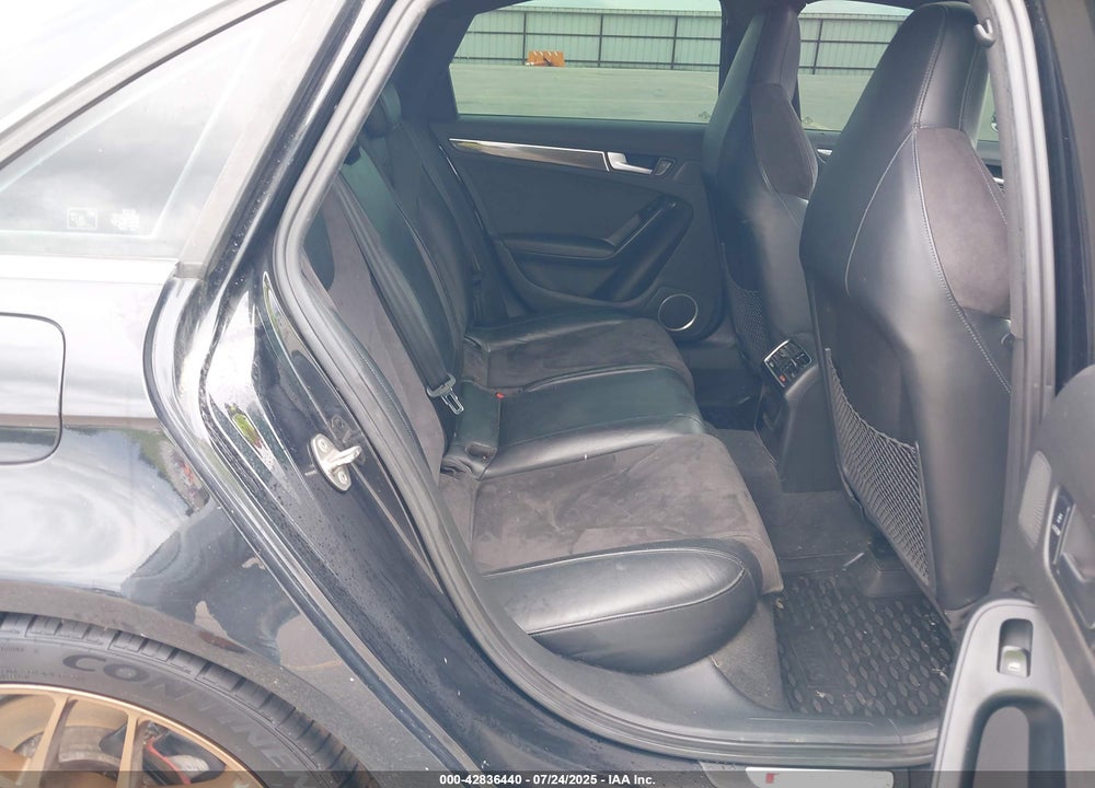 2010 AUDI S4 VIN: WAUMGAFL1AA065842