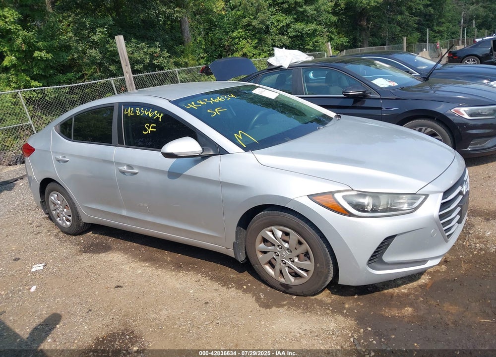 2018 HYUNDAI ELANTRA SE VIN: KMHD74LF8JU457441