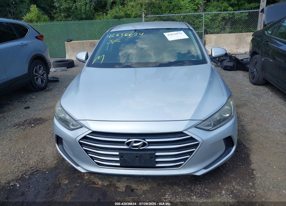 2018 HYUNDAI ELANTRA SE VIN: KMHD74LF8JU457441