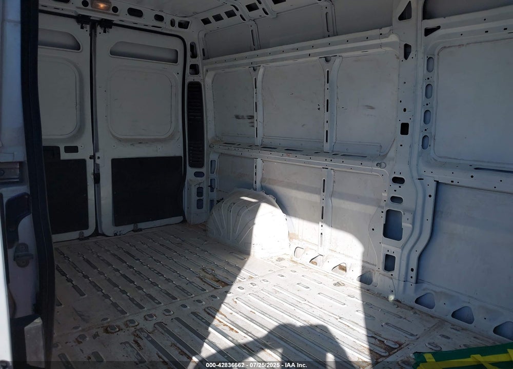 2023 RAM PROMASTER 2500 VIN: 3C6LRVDG8PE571901