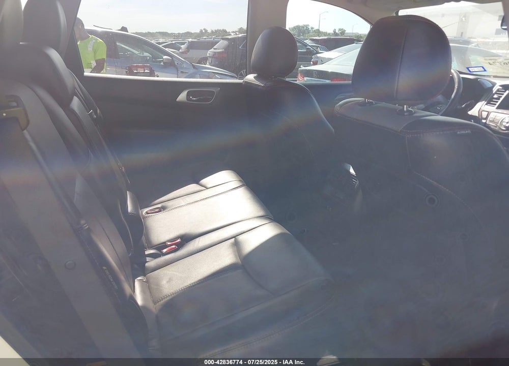 2020 NISSAN PATHFINDER VIN: 5N1DR2CN5LC642349