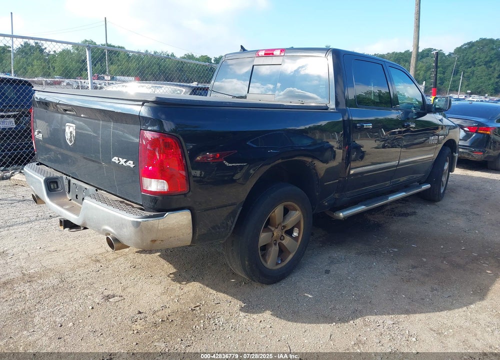 2013 RAM 1500 VIN: 1C6RR7LT6DS512813