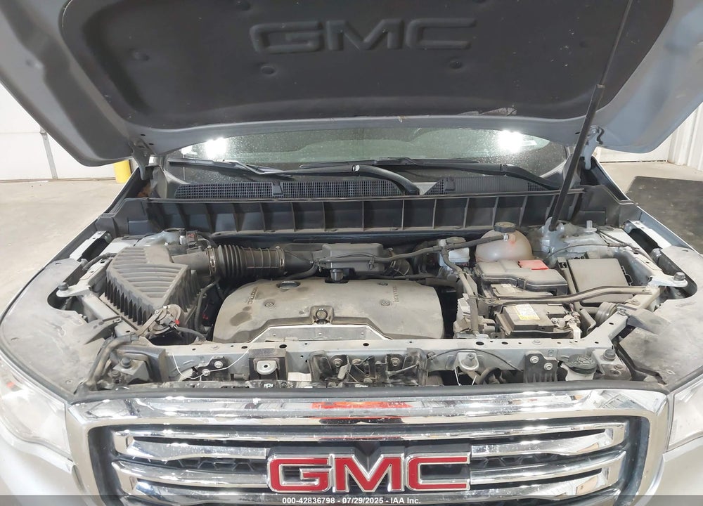 2018 GMC ACADIA VIN: 1GKKNLLA2JZ243908