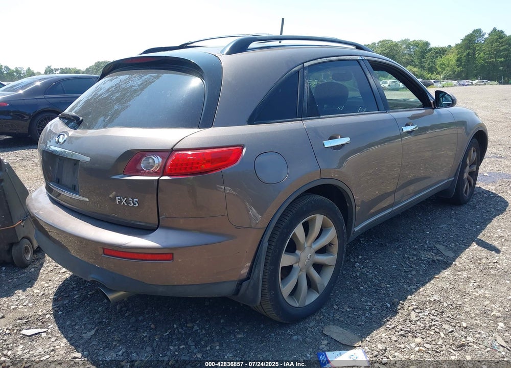 2003 INFINITI FX35 VIN: JNRAS08W33X003008