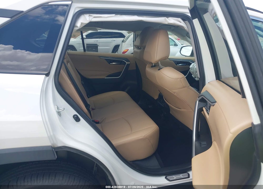 2021 TOYOTA RAV4 VIN: 2T3C1RFV0MW157837