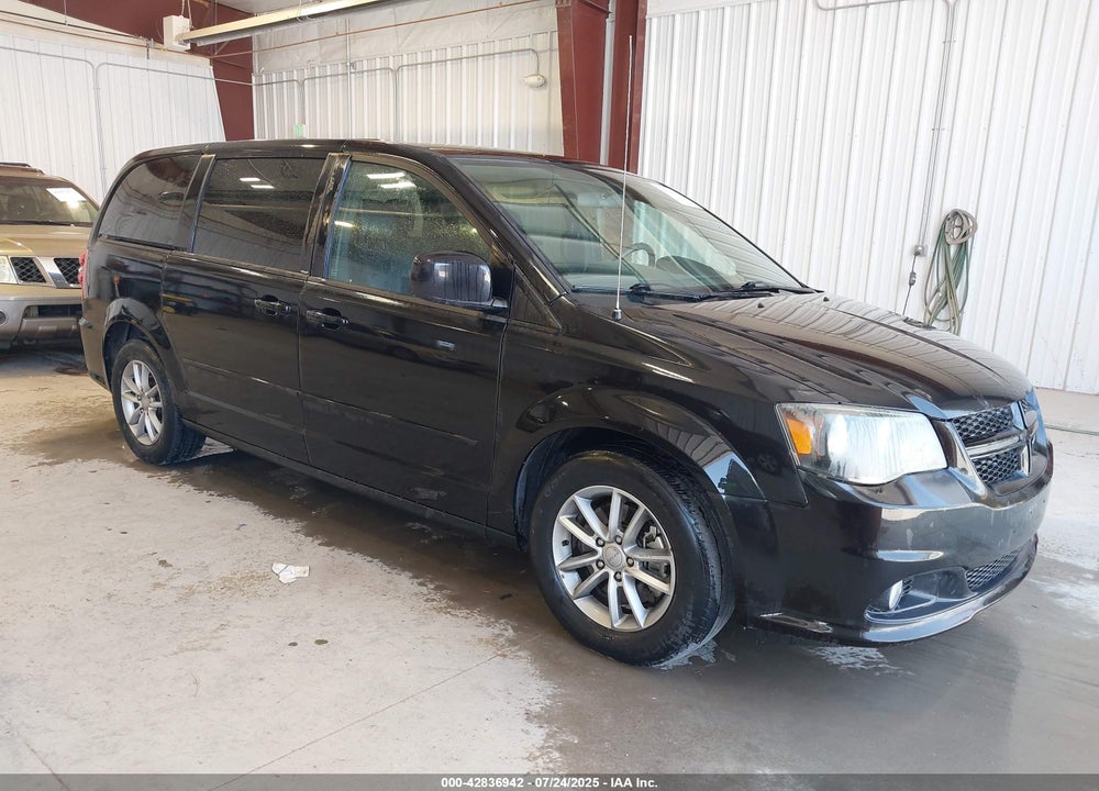 2014 DODGE GRAND CARAVAN R/T VIN: 2C4RDGEG6ER181208