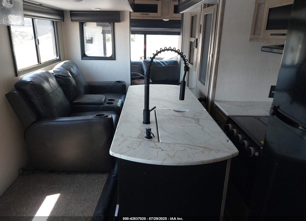 2022 FOREST RIVER OTHER VIN: 52T2CKRB3N2007907