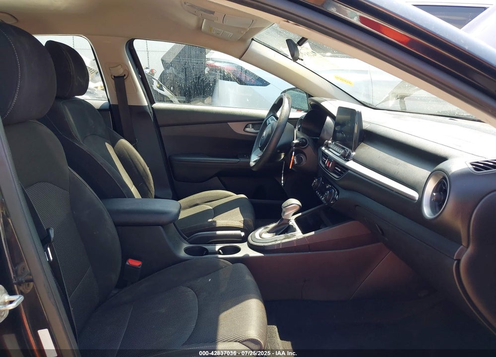 2019 KIA FORTE VIN: 3KPF24AD0KE050579